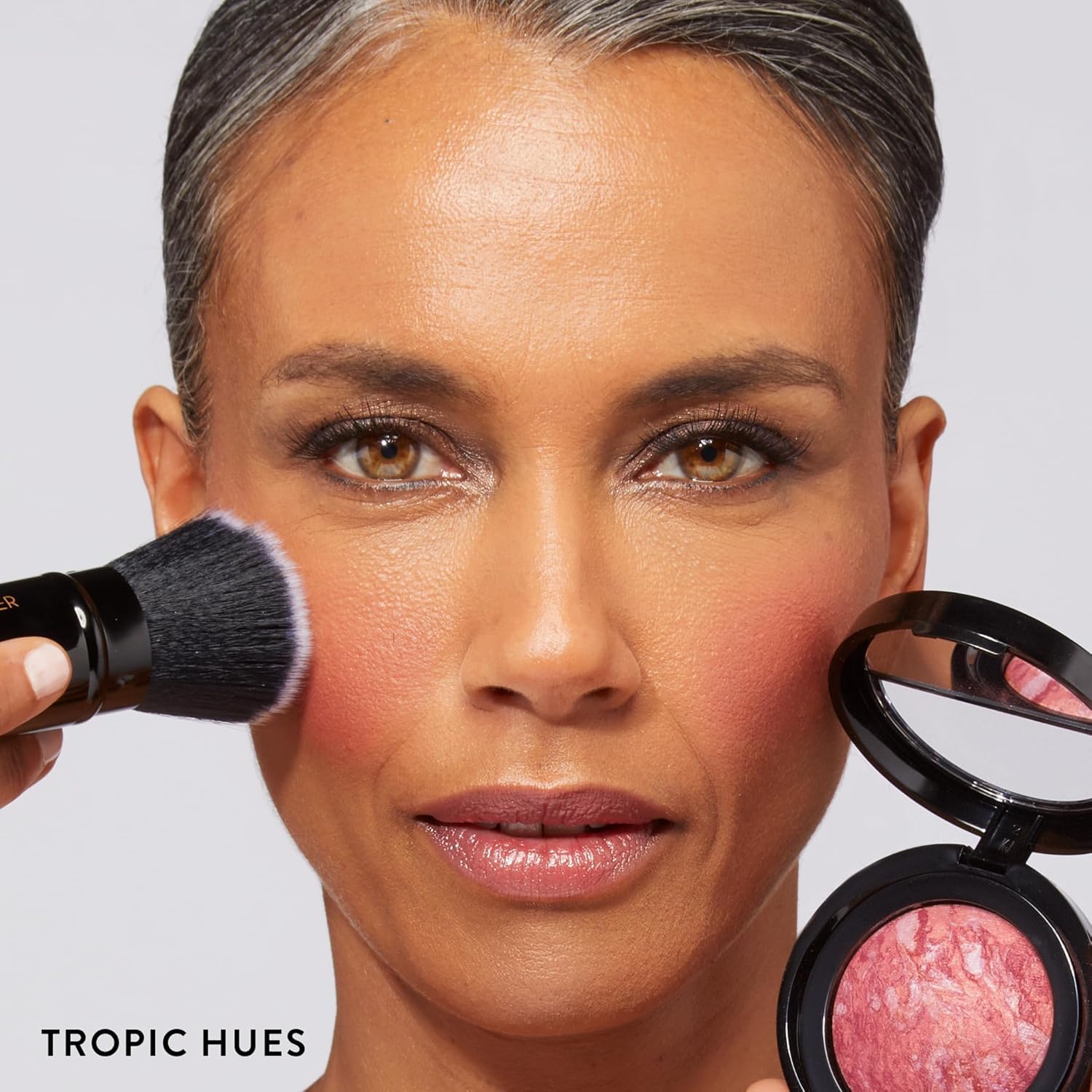 LAURA GELLER NEW YORK 40+ Club Blush-n-Balance 3pc Kit: Baked Balance-N-Brighten Color Correcting Foundation, Tan + Retractable Kabuki Brush + Baked Blush-N-Brighten, Tropic Hues - Image 4