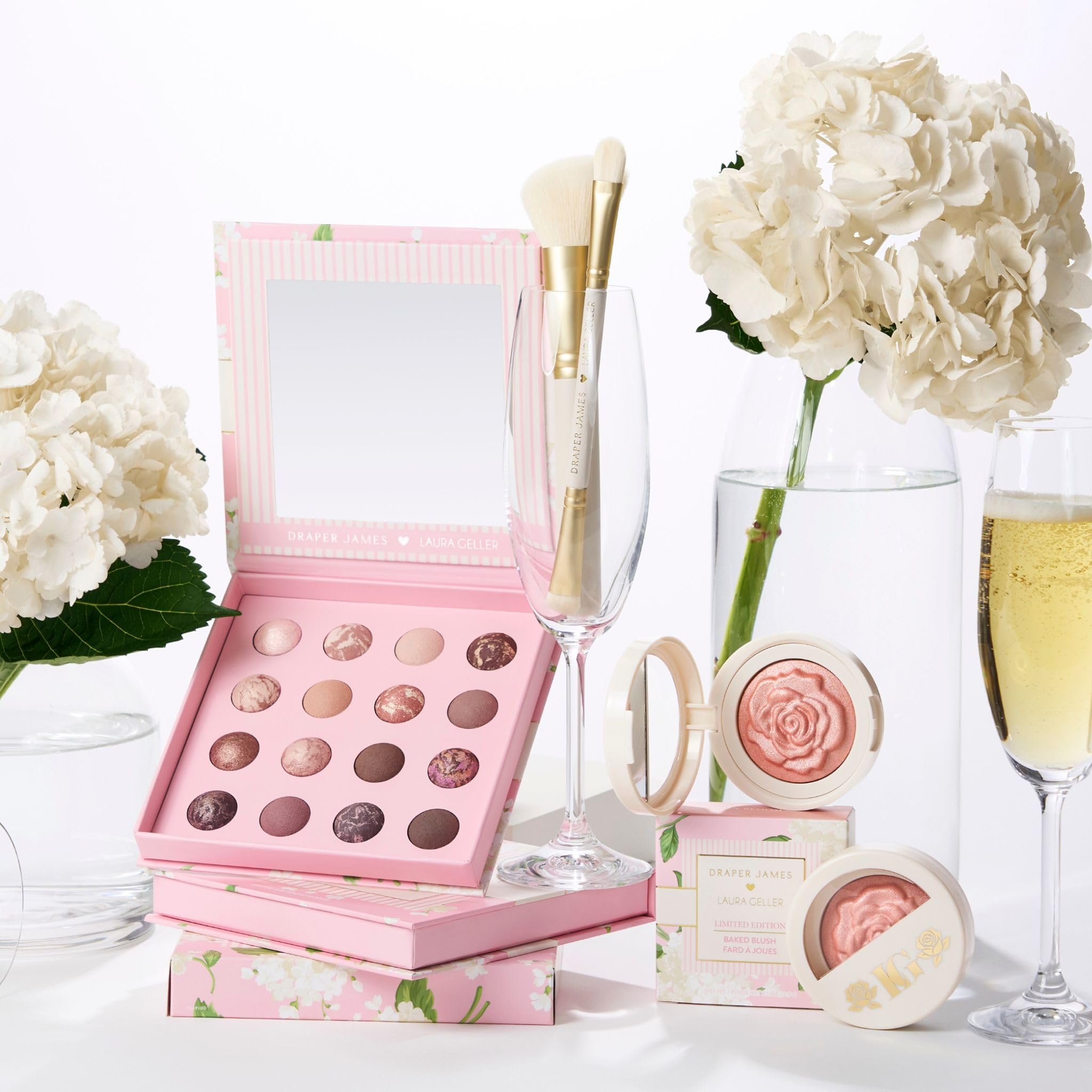 LAURA GELLER NEW YORK Angled Blush Brush – Sculpting & Blending Brush for Blush, Bronzer & Contour – Soft Vegan Bristles – Draper James Limited Edition - Image 4