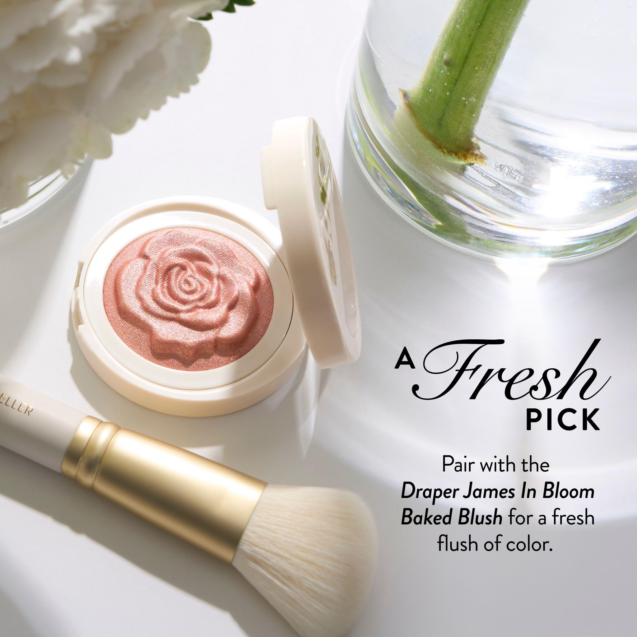 LAURA GELLER NEW YORK Angled Blush Brush – Sculpting & Blending Brush for Blush, Bronzer & Contour – Soft Vegan Bristles – Draper James Limited Edition - Image 5