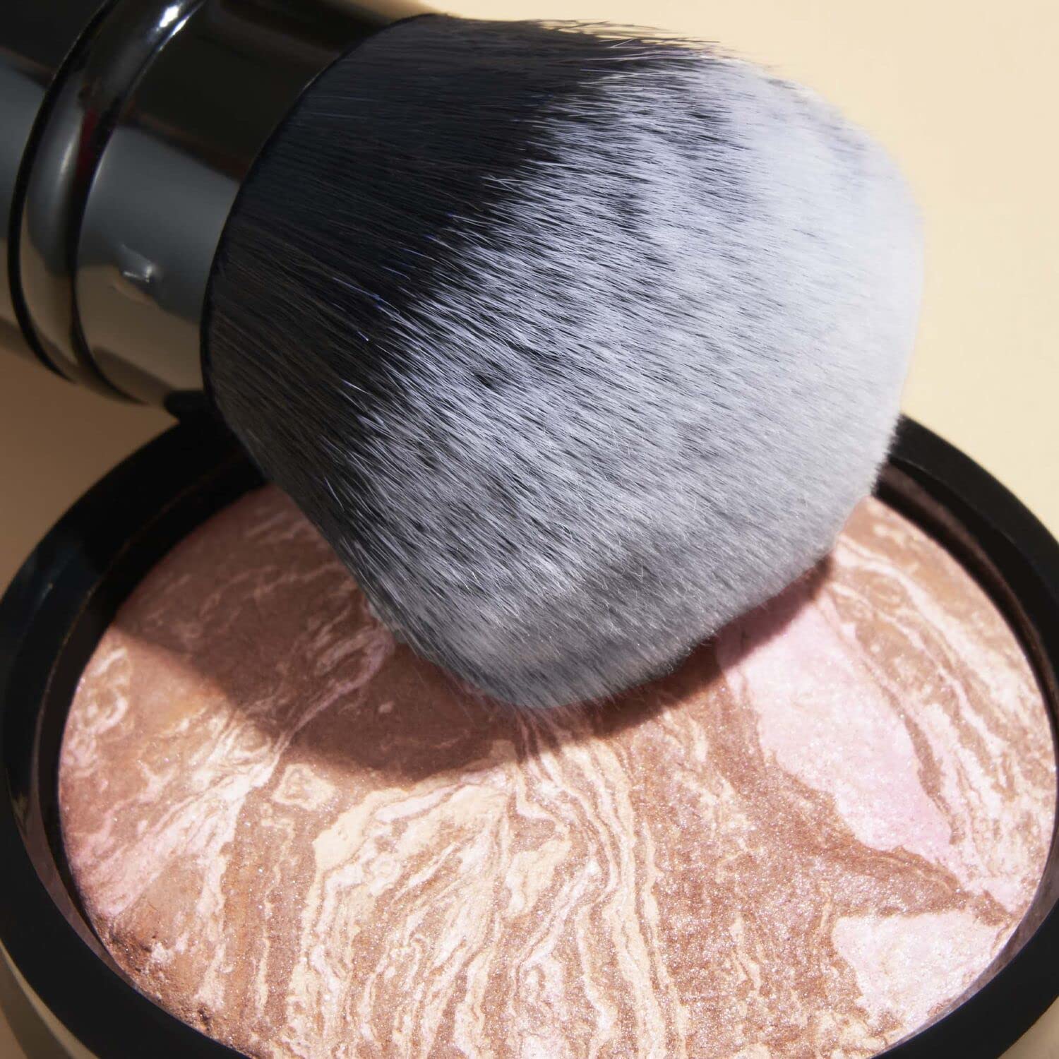 LAURA GELLER NEW YORK Baked Blurring + Setting Powder, Deep and Retractable Airbrush Kabuki Brush 2PC - Image 7